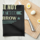 Ich bin offiziell pensionierte lustige Geschenke f Geschirrtuch (Viertel Falte)