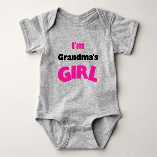 Ich bin Oma's Girl Baby Strampler (Vorderseite)
