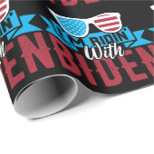 Ich bin Ridin mit Biden Geschenkpapier (Rolleneckpunkt)