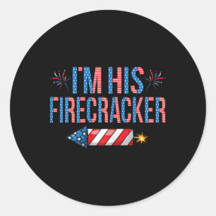 Ich bin sein Firecracker am 4. Juli Niedlicher Mat Runder Aufkleber