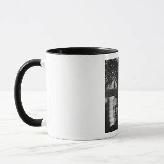 "Ich bin so allein wie du." Mug Tasse (Links)