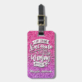 ICH BIN STARK, WEIL EINE STARKE FRAU MICH AUFGEHT GEPÄCKANHÄNGER (Vorderseite vertikal)