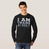 Ich bin Trans, die sich über den Regenbogen-Pride- T-Shirt (Vorne ganz)