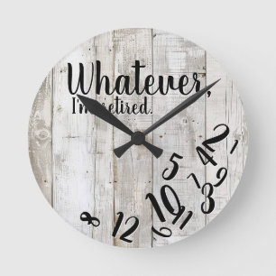 Ich bin Vintage Ruhestätte aus rustikalem Holz Runde Wanduhr
