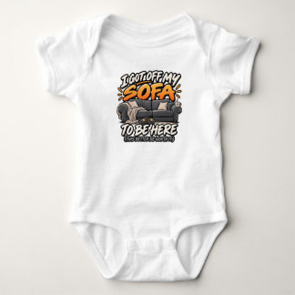 Ich bin von meinem Sofa aufgestanden, um hier zu s Baby Strampler