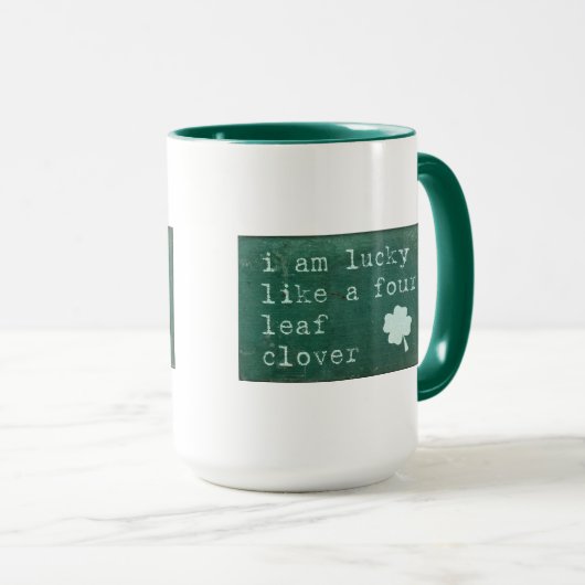 Ich bin wie A vierblättriges Kleeblatt glücklich Tasse (VorderseiteRechts)