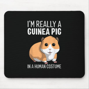 Ich bin wirklich eine Guinea, die in einem menschl Mousepad