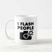 Ich blitze Leute Lustiger Becher Kaffeetasse (Links)