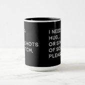 Ich brauche eine Umarmung oder sechs Shots von Sco Tasse (Zentrum)