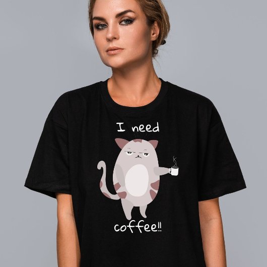 Ich brauche Kaffee | Niedlich Lazy Cat Tri-Blend Shirt