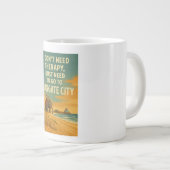 Ich brauche keine Therapie, ich brauche nur Margat Jumbo-Tasse (Vorderseite Rechts)