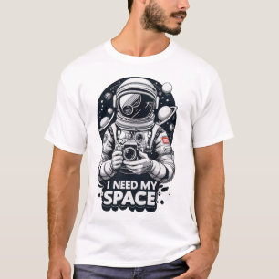 "Ich brauche meinen Raum" Grafik T-Shirt