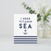 Ich brauche Vitamin Sea Navy und White Nautical St Postkarte (Stehend Vorderseite)