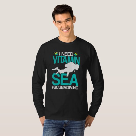 Ich brauche Vitamin Sea Ocean Beach Tauchen Scuba  T-Shirt (Vorne ganz)