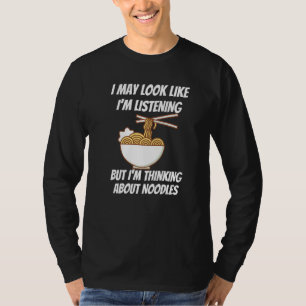 Ich denke an Nudeln Lebensmittel, denen ich nicht T-Shirt