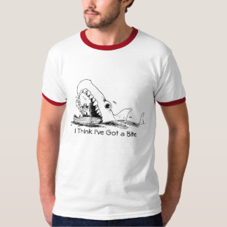 Ich denke, dass ich einen Biss Fishin habe T-Shirt