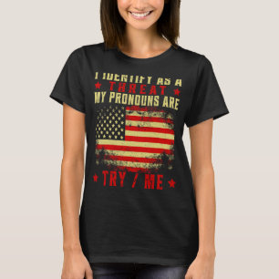 Ich erkenne, dass meine Pronomen eine Bedrohung si T-Shirt