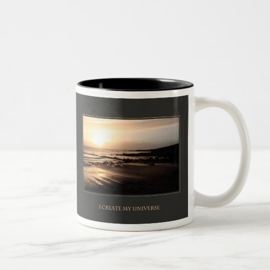 Ich erstelle meine Universum-Tasse Zweifarbige Tasse (Rechts)