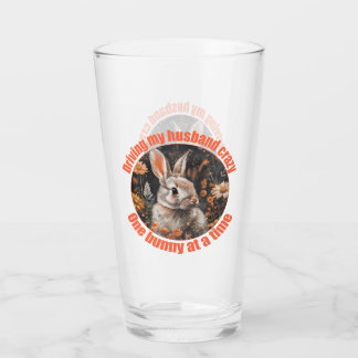 Ich fahre mein Ehemann verrückt... Kaninchen Glas