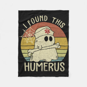 Ich fand diese humerus lustige Halloween Nurse Fal Fleecedecke