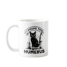 Ich fand diese Humerusschwarze Katze mit menschlic