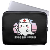 Ich fand diesen Humerus Funny Halloween Nurse Ghos Laptopschutzhülle (Vorderseite)