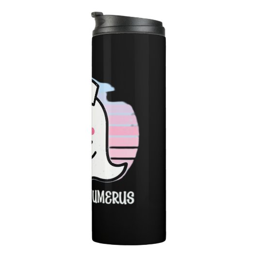 Ich fand diesen Humerus Funny Halloween Nurse Ghos Thermosbecher (Nach rechts gedreht)