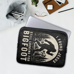 Ich fand Jesus und suche immer noch Bigfoot Sasqua Laptopschutzhülle