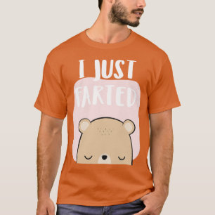 Ich furzte süß, aber trotzdem roch der Geruch, den T-Shirt