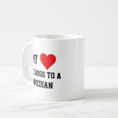 Ich gehöre einem Komiker an Kaffeetasse (Vorderseite Links)