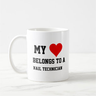 Ich gehöre einem Nageltechniker an Kaffeetasse