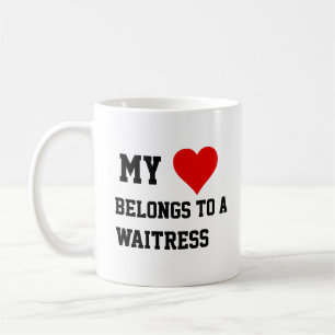 Ich gehöre einer Kellnerin-Tasse an Kaffeetasse