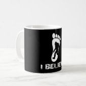 ICH GLAUBE AN BIGFOOT KAFFEETASSE (Vorderseite Links)