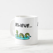Ich glaube an das Loch- Nessmonster Kaffeetasse (Vorderseite Links)