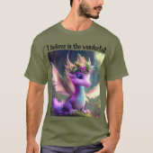 Ich glaube an das Wunderbare! (Lila Fairy Dragon) T-Shirt (Vorderseite)
