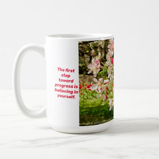 Ich glaube an dich selbst. Delikate Blume Kaffeetasse (Links)