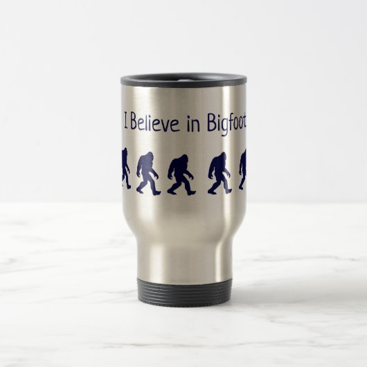 Ich glaube an die Tasse des Bigfoot Coffee Reisens (Mittel)