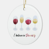 Ich glaube an eine Weinbrille aus Diversity Keramik Ornament (Links)