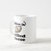 Ich glaube an Grillkäse Kaffeetasse (Vorderseite Links)