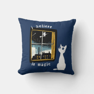 Ich glaube an Magie Vintage Linolschnitt Weiße Kat Kissen