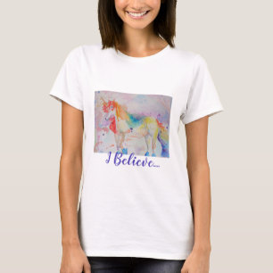 Ich glaube an Unicorns Womens Watercolor T Shirt
