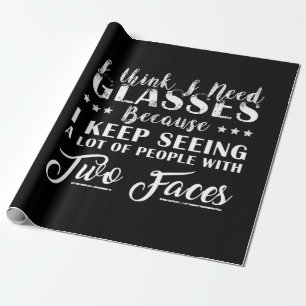 Ich glaube, ich brauche eine Brille, Leute mit zwe Geschenkpapier