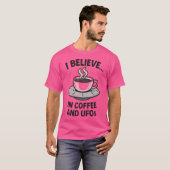 Ich glaube.. in Kaffee und Ufos T-Shirt (Vorne ganz)