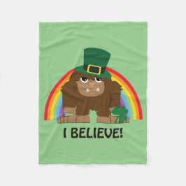 Ich glaube! Leprechaun Bigfoot Fleecedecke