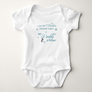 Ich got mein Weihnachtsgeschenk früh… Baby Strampler