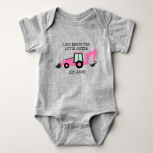 Ich gräbe mir, die kleine Schwester zu sein, die r Baby Strampler