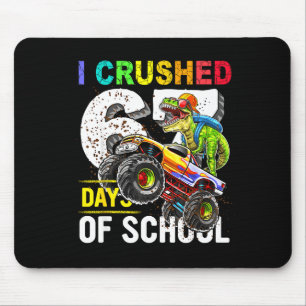 Ich habe 67 Schultage zermalmt Lustiges Six Seven  Mousepad