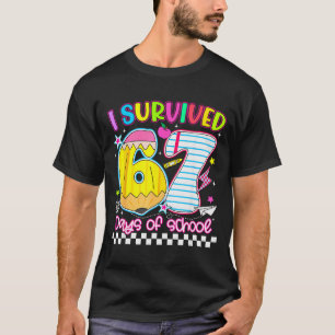 Ich habe 67 Tage Schule überlebt Lustiges Meme Jun T-Shirt