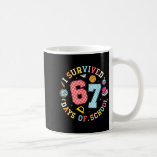 Ich habe 67 Tage Schule überlebt Lustiges Meme Leh Kaffeetasse