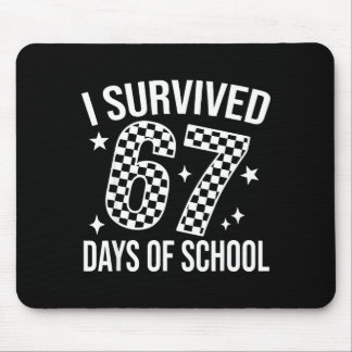 Ich habe 67 Tage Schule überlebt Lustiges Meme Leh Mousepad